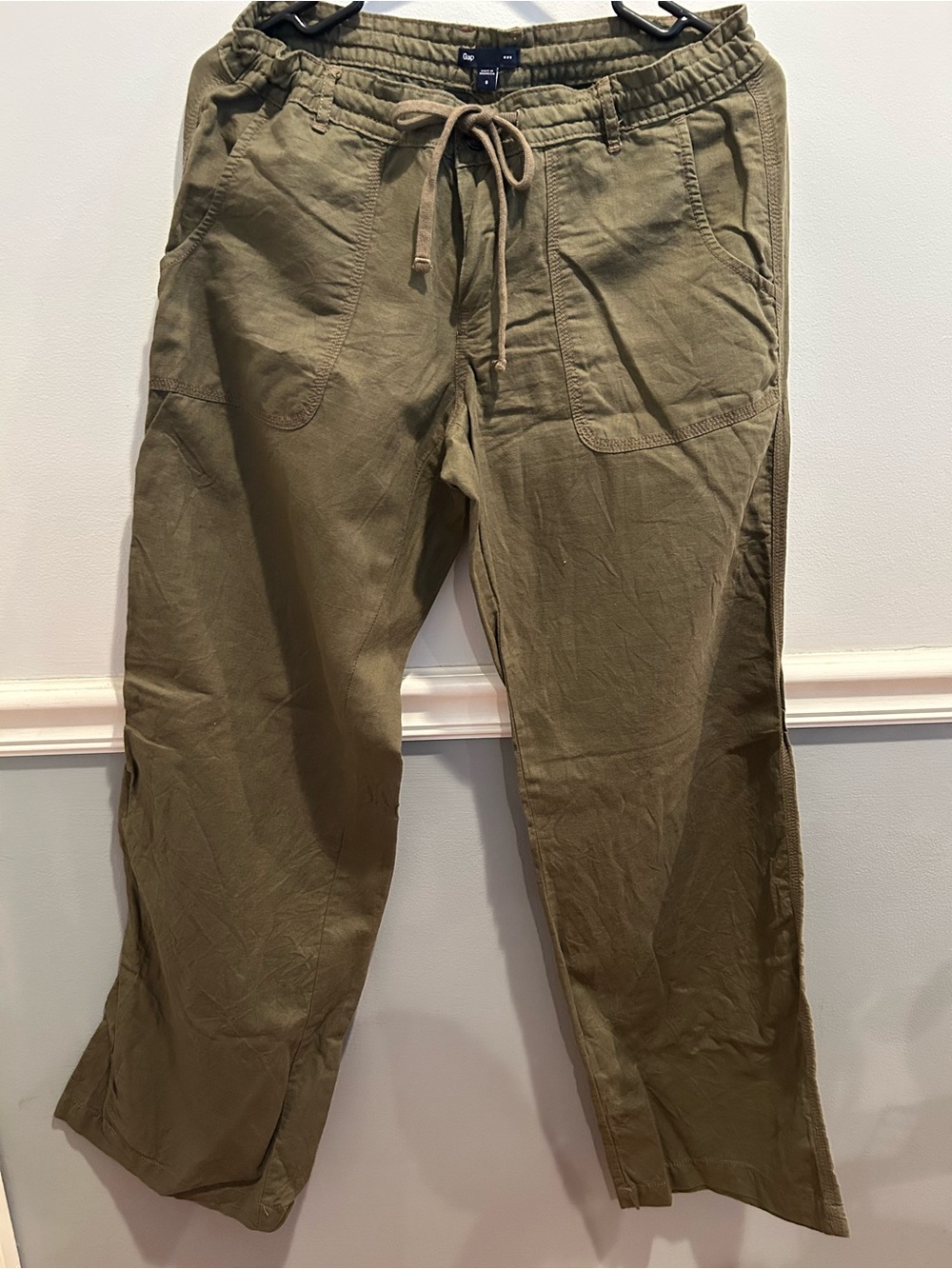 Women’s low-rise GAP Olive Drawstring Casual Pants